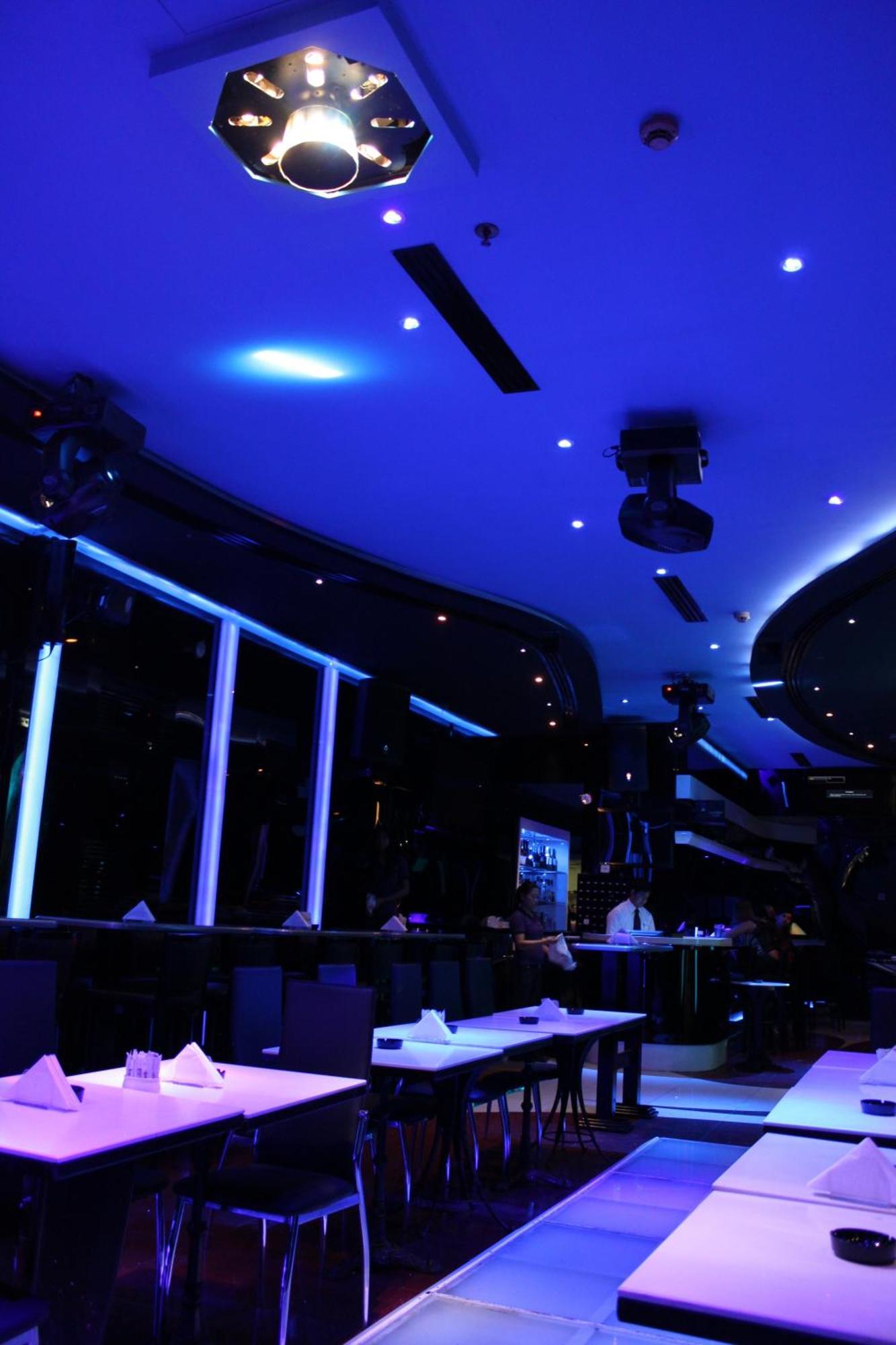 Broadway Hotel Dubai Esterno foto